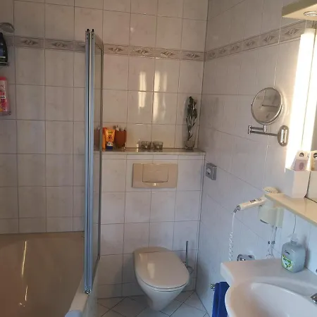 In Am Ploener Mit Eigenem Bootssteg App 12 公寓 Bosau